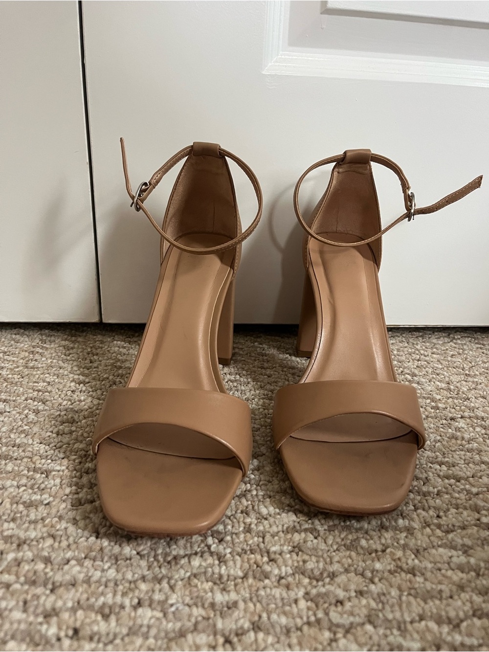 a new day Neutral Tan Ankle-Strap Block Heel Sandals size 8.5